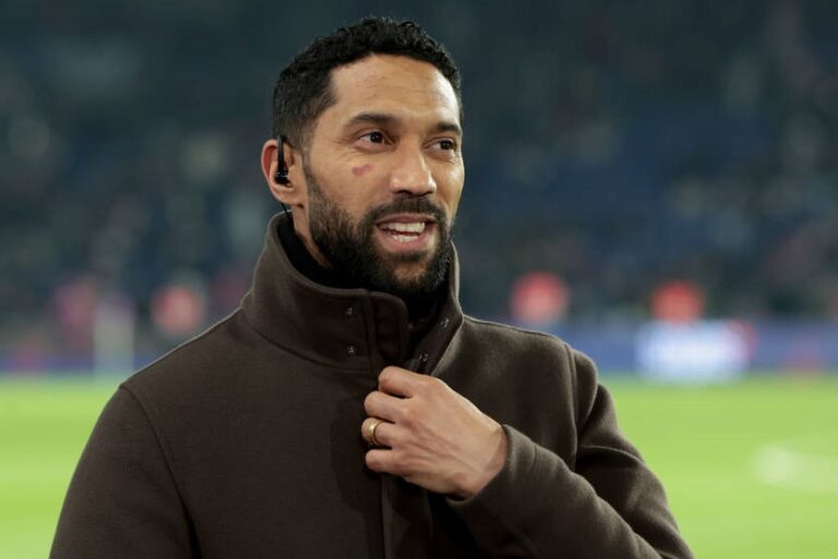 Асистент Тьєррі Анрі вирішив піти з помічників у тренери