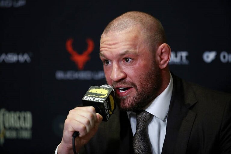 Мак-Грегор просить громадськість прохати чиновників дати йому президентство