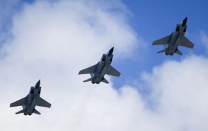 МіГ-31 над Естонією: з’явилась реакція Кремля