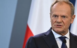 Російські дрони в Польщі: Туск скликав екстрене засідання уряду
