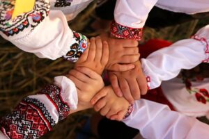 Сила в єдності: завдяки чому українське суспільство є стійким