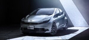 Toyota презентувала оновлений Aqua