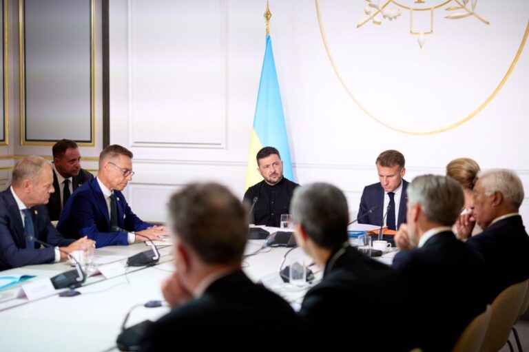 Трамп критикує Європу за купівлю нафти РФ – Зеленський