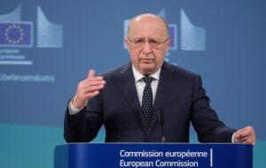 Знадобиться близько року для будівництва “стіни дронів” – єврокомісар