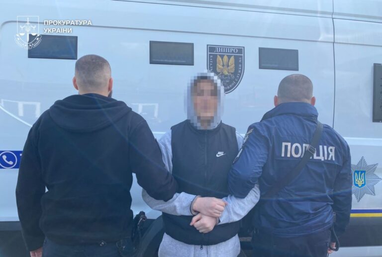 До України екстрадували підозрюваного у збуті наркотиків