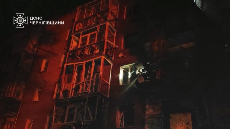 Обстріл Ніжина: у ДСНС показали наслідки