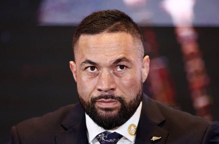 Паркер закликав Усика до дій