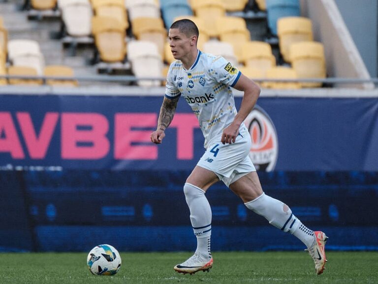 Попов пояснив свою “пародію” тим, що в спорті класика може спотворюватися