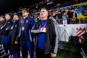 Ребров відчуває гордість за своїх гравців, закликаючи їх бути на позитиві