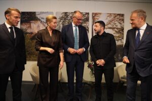 Рейтинг політиків світу: українці визначилися з друзями та ворогами