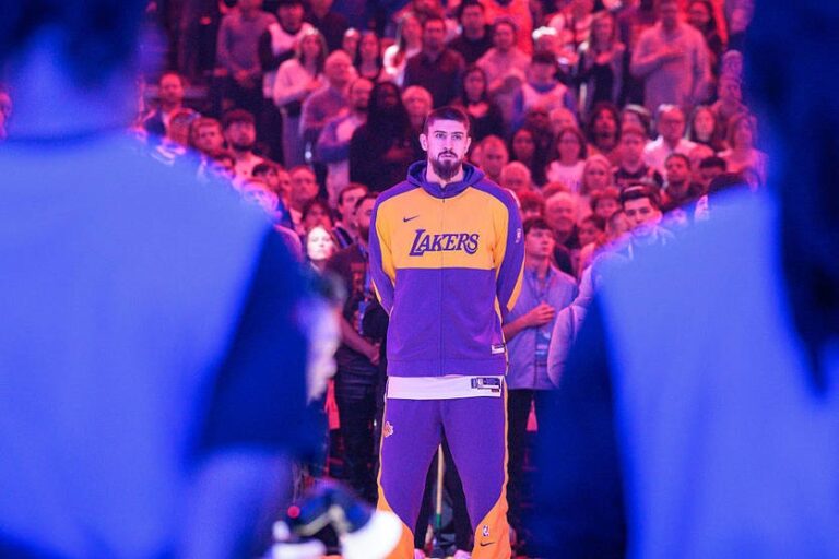 Станіслав Медведенко, який виступав в НБА, оцінив перехід Леня в Реал