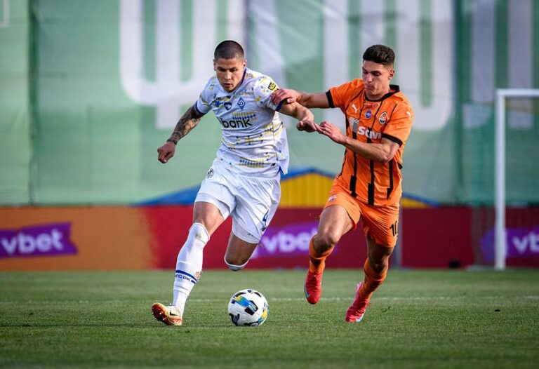 Судаков відповів Попову на “образливий” коментар на адресу суперника