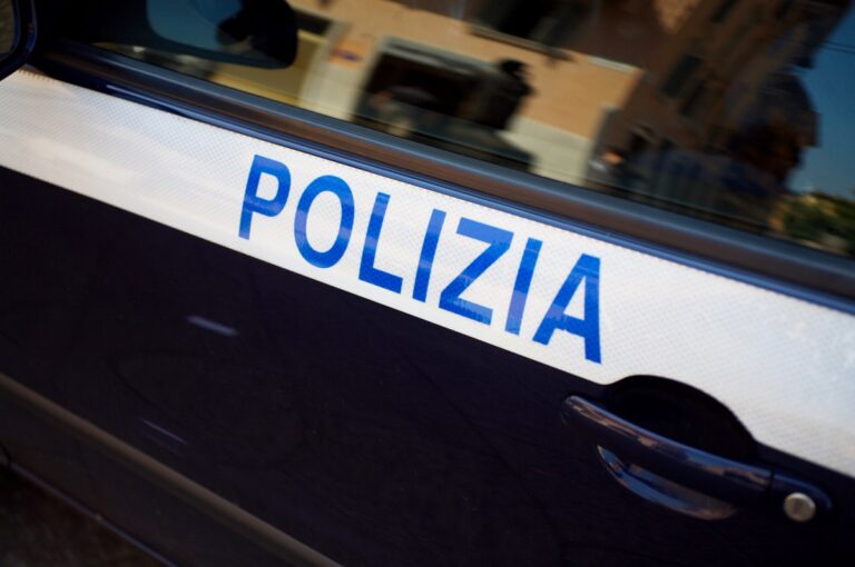 В Італії стався вибух біля дому журналіста-розслідувача