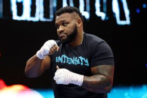 Новини спорту - Відмова Чісори від бою змусила Міллера дивуватися: чому 50-й бій не з ним?