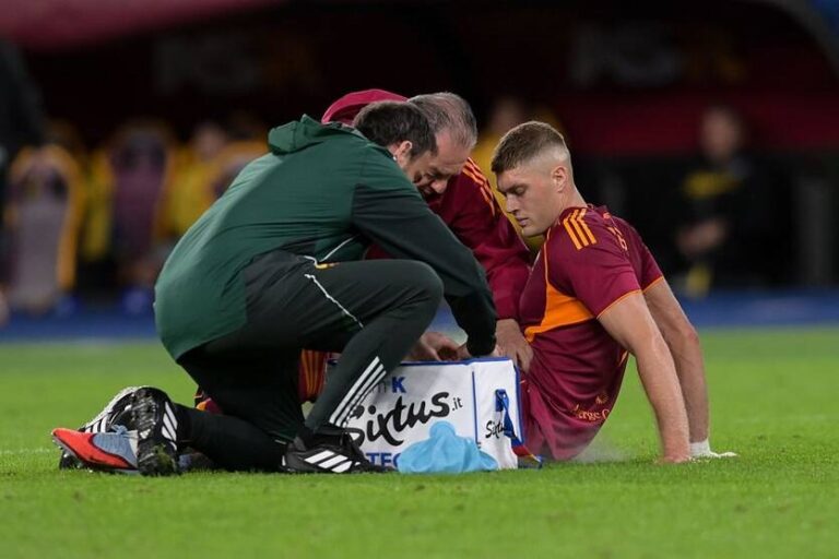 Артем Довбик отримав травму після матчу з Удінезе
