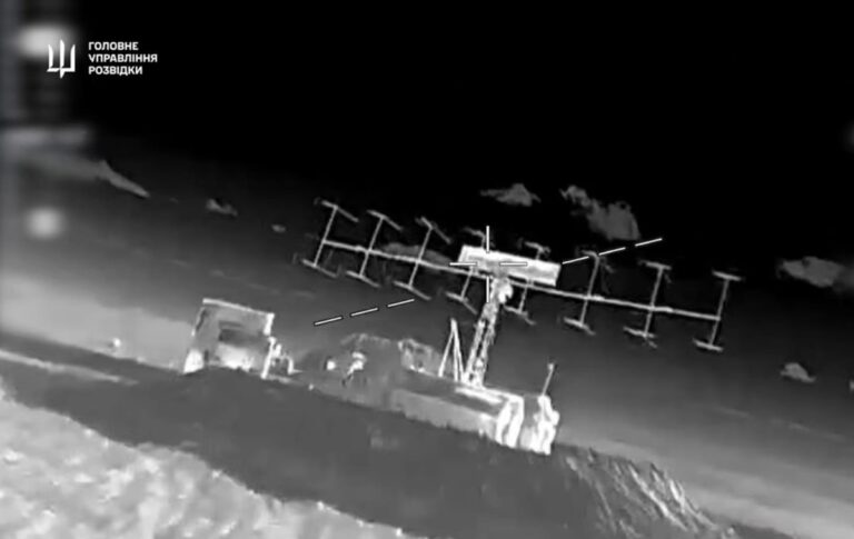 Бійці ГУР знищили вертоліт і низку РЛС в Криму