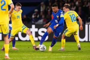 Новини спорту - Франція знищила Україну: відео ключових моментів