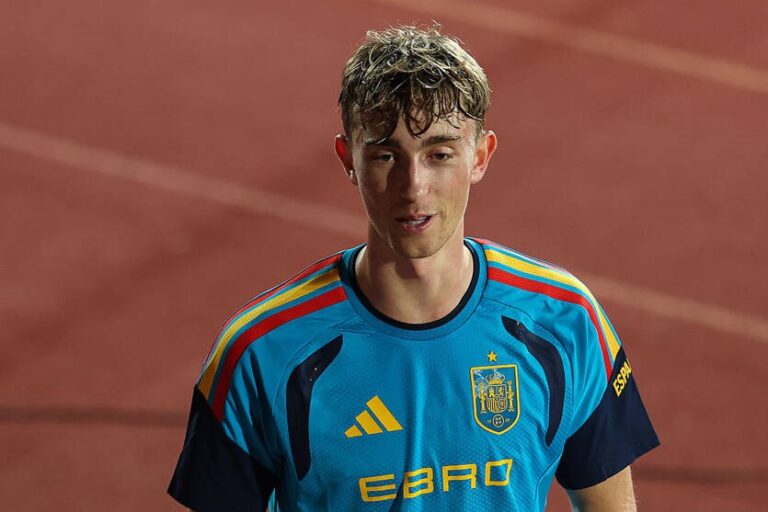 Іспанці проведуть матч з Грузією без свого центрального захисника