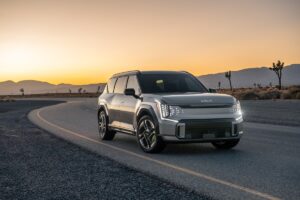 Авто новини - Kia відклала запуск електрокросовера EV9 GT в США