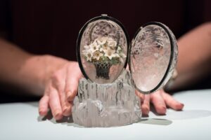 Новини світу - Легендарне Зимове яйце Фаберже знову виставляють на аукціон