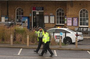 Новини світу - Масова різанина в потязі у Британії: стали відомі нові деталі