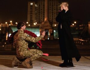 MELOVIN оголосив про заручини з військовим і вперше показав коханого