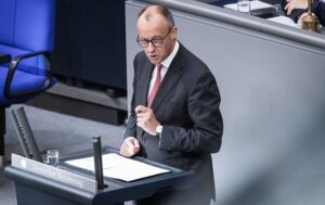 Новини світу - Мерц оцінив шанси повернути Росію до G8