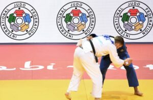 Новини політики - Міжнародна федерація дзюдо допустила росіян до участі у змаганнях