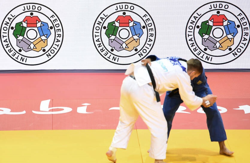 Новини політики - Міжнародна федерація дзюдо допустила росіян до участі у змаганнях