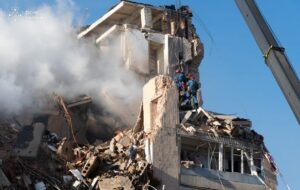 “Приліт” ракети РФ в Тернополі потрапив на відео