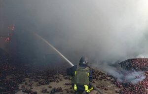 РФ атакувала Дніпропетровщину дронами: спалахнули пожежі, є поранена