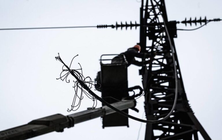 Росіяни атакували енергооб’єкти у трьох областях