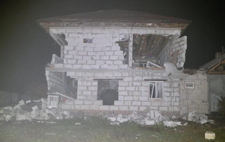 Росіяни атакували житловий сектор у Запоріжжі