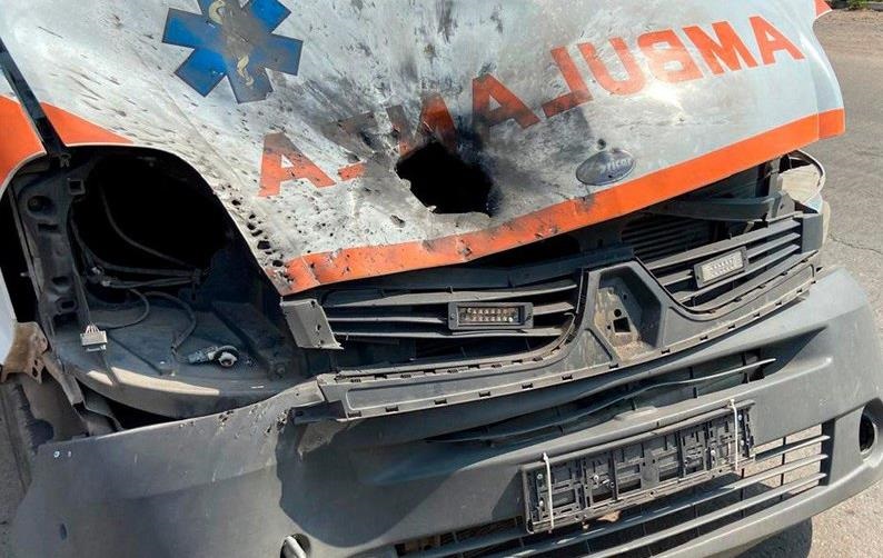 Новини України - Росіяни з дрона атакували "швидку" в Херсоні: є поранені