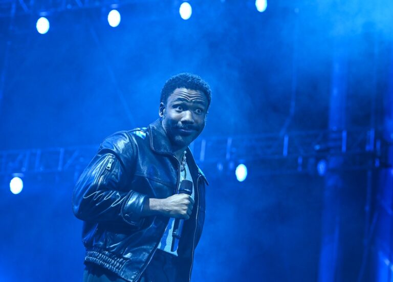 Співак Childish Gambino зізнався про інсульт під час туру та дві операції