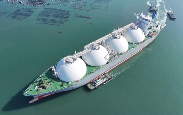 У Китаї створюють “тіньовий флот” для перевезення російського газу – ЗМІ