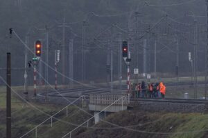 Новини світу - У Польщі висунули обвинувачення двом українцям у диверсіях на залізниці