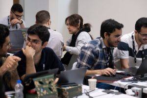 У світі з’явилась нова релігія: люди моляться штучному інтелекту