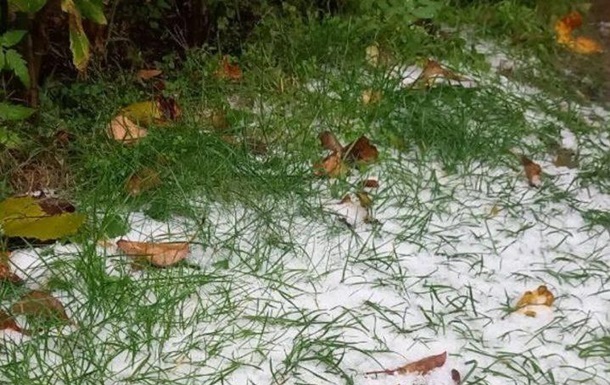 Відомо, де дощитиме та сніжитиме в найближчі дві доби в Україні