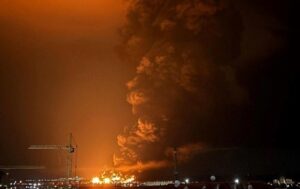 Новини України - З'явилися знімки наслідків удару по нафтобазі у Феодосії