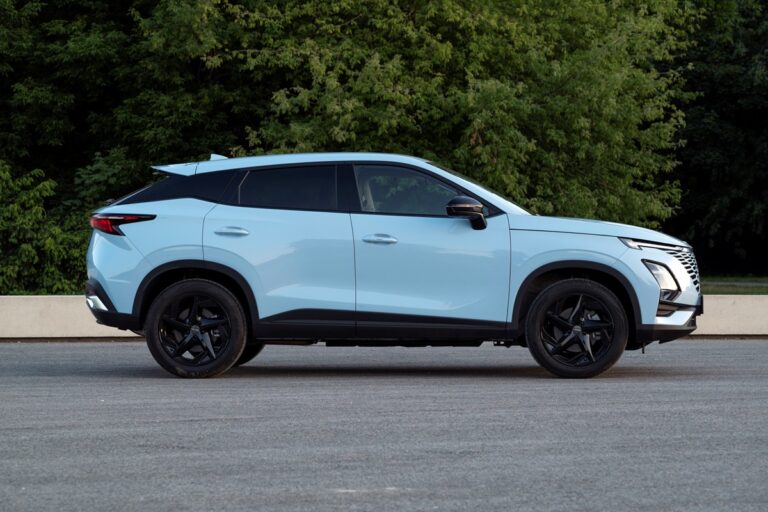 Загроза шпигунства: в Ізраїлі почали вилучати в офіцерів китайські авто