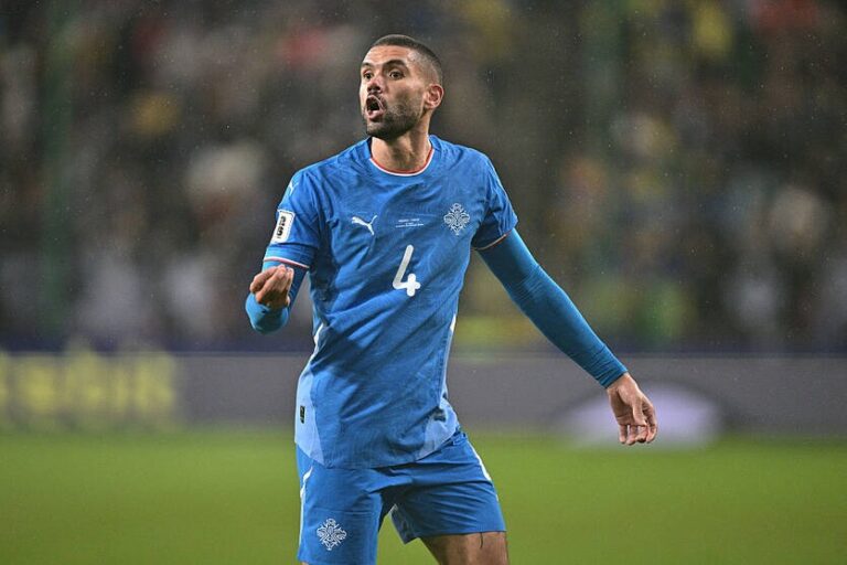 Захисник Ісландії озвучив причини поразки в матчі з Україною