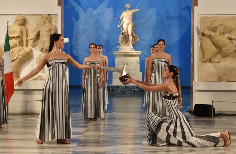 Запалення олімпійського вогню перенесли в музей через негоду