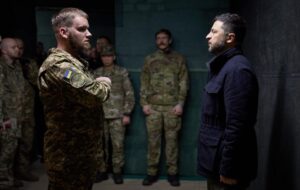 Новини України - Зеленський зустрівся з воїнами Азову на Донеччині