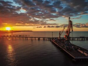 Дрони ГУР атакували один з найбільших нафтотерміналів Росії – ЗМІ