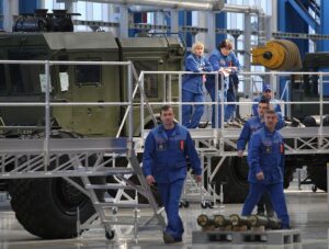 Новини бізнесу - Економіка Росії занурюється у воєнний режим