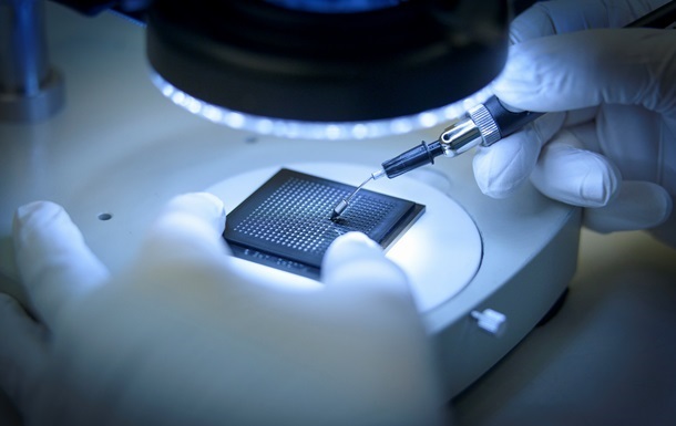 Китай створив власний “Манхеттенський проєкт” для виробництва ШІ-чипів