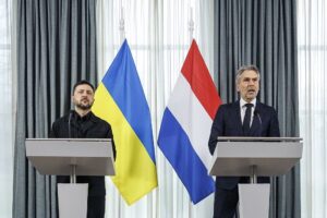 Новини політики - Міжнародна комісія з компенсації Україні збитків працюватиме в Нідерландах