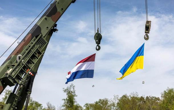 Новини світу - Нідерланди переглянуть заходи захисту українських біженців