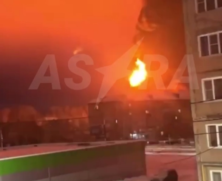 “Новорічне привітання”. Пожежі на російських НПЗ